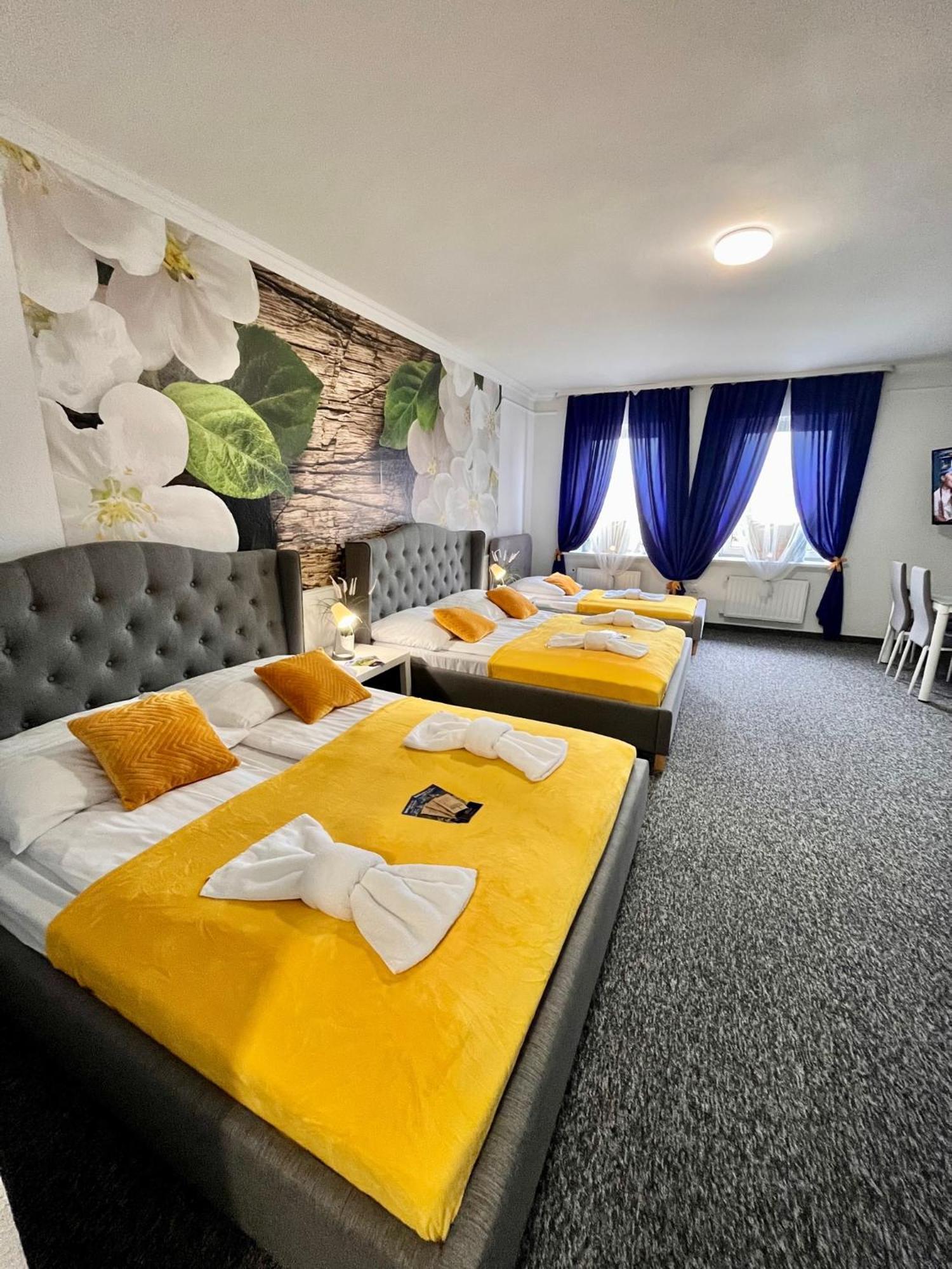 Great Polonia Swidnica City Center Aparthotel Eksteriør bilde