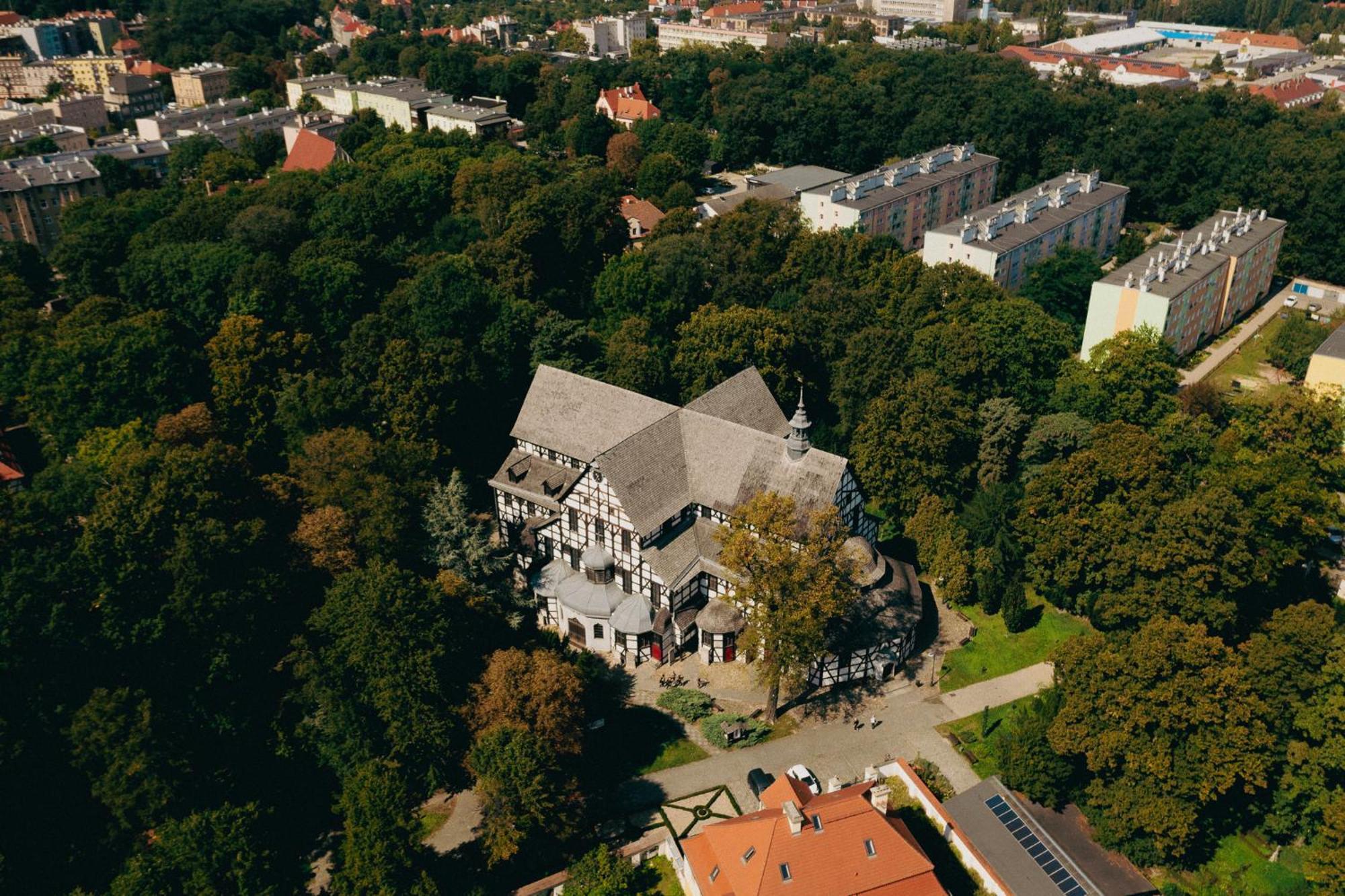 Great Polonia Swidnica City Center Aparthotel Eksteriør bilde